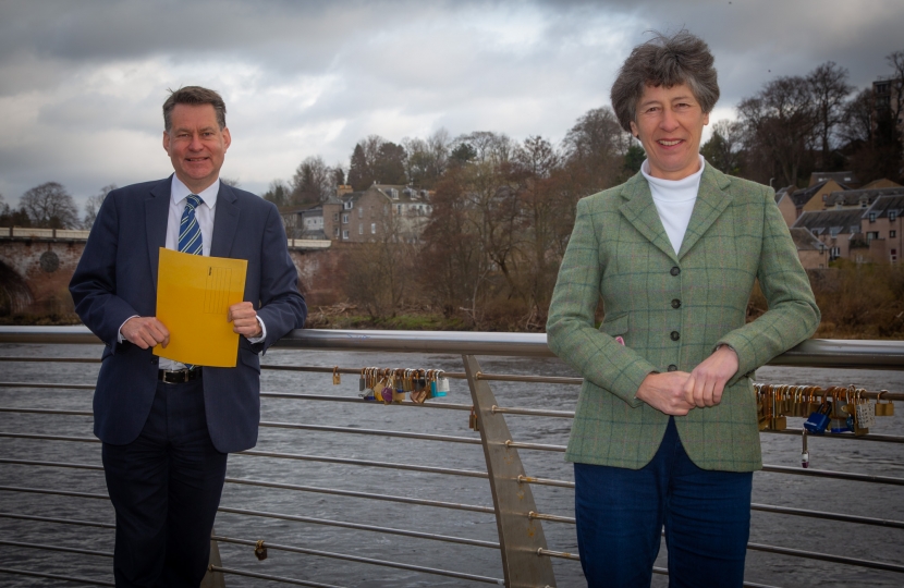 Murdo Fraser and Liz Smith with their election nomination papers